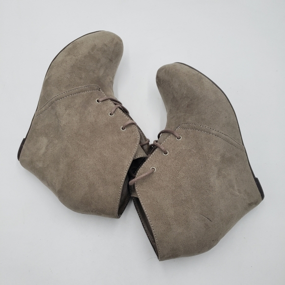 X Appeal Flynn Womens 8 Wedge Bootie Tan Fabric Lace Up 3.5 In Platform - Picture 5 of 9